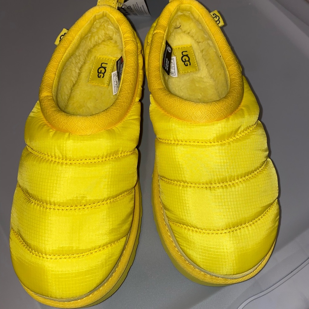 Insulated Tasman Ugg slippers women’s sz 7